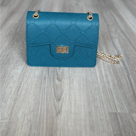 Handbags - Elegant Teal Quilted Chain Bag With Heart Design